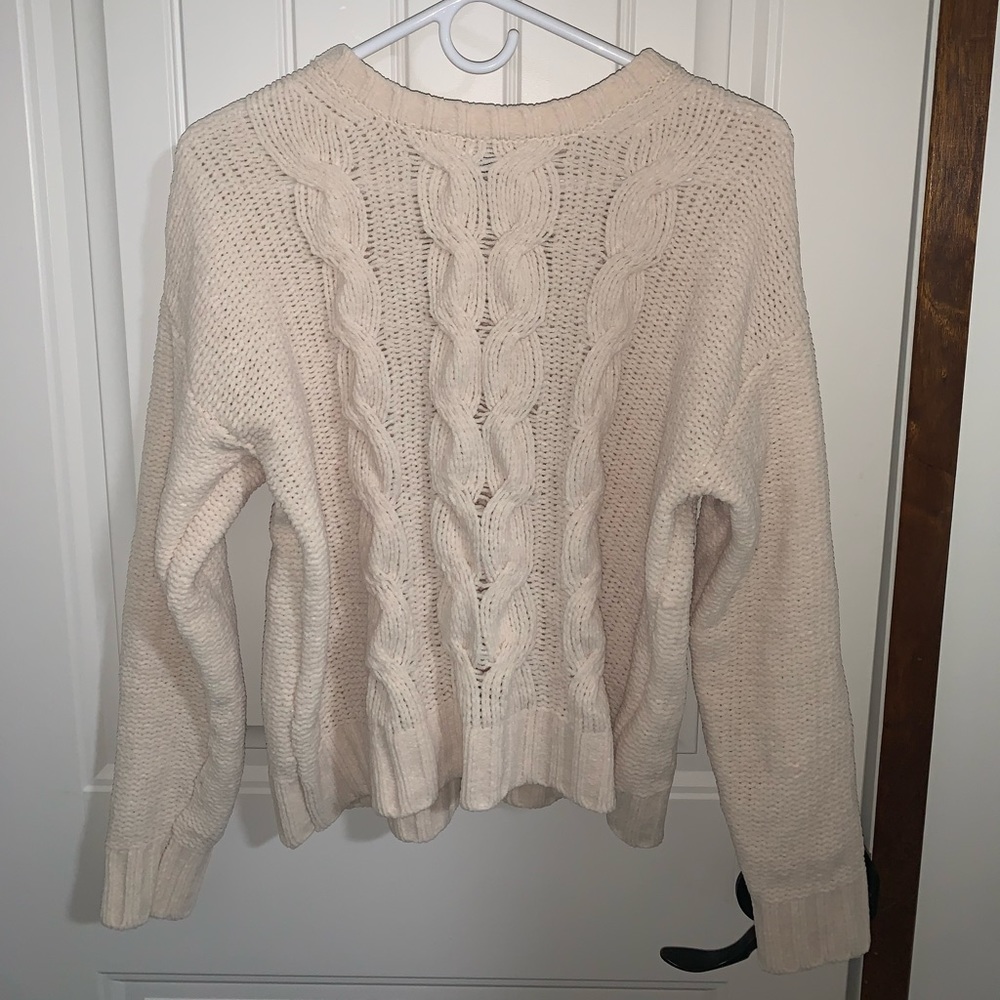 American Eagle chunky knit sweater